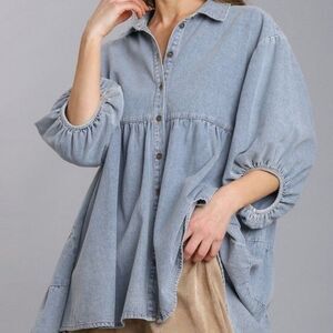 Umgee Blue Denim Hi Low Tiered Back Oversized Button Up Tunic Shirt Sz L